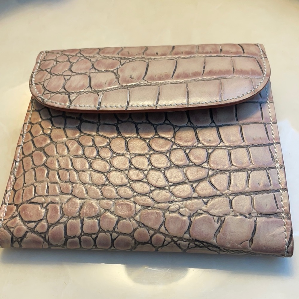 Dooney & Bourke